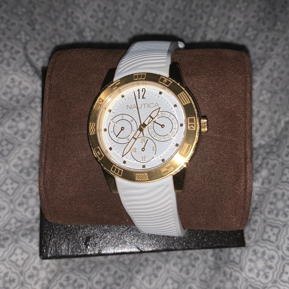 Nautica watch